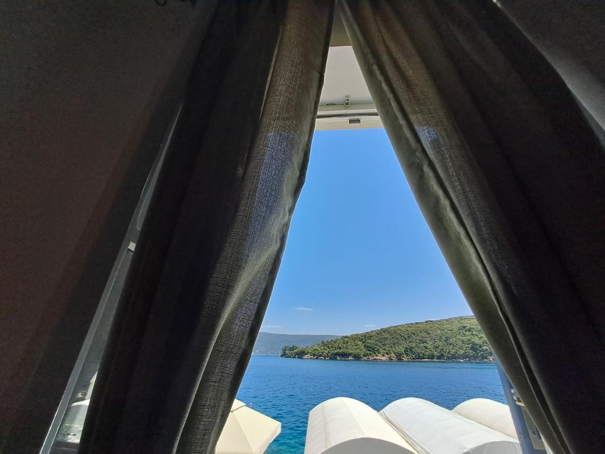 ヴァルン Sobe Mamalu Bed & Breakfast エクステリア 写真