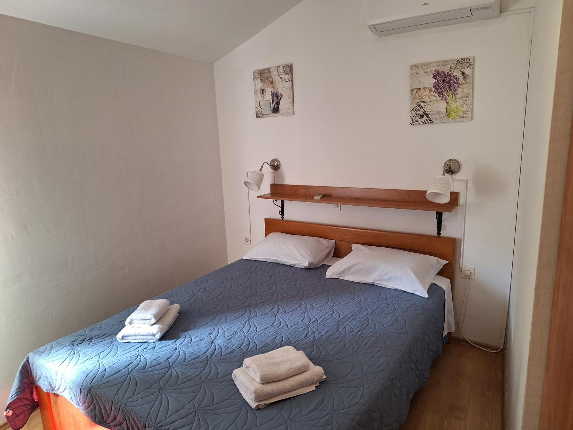 ヴァルン Sobe Mamalu Bed & Breakfast エクステリア 写真